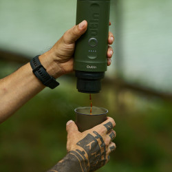Outin Nano (Forest Green) - Reisekaffeemaschine