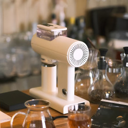 Timemore Sculptor 078 - elektrische Kaffeemühle (Weiß)