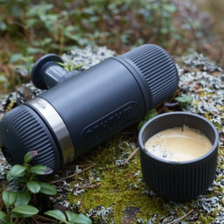 Mobile Kaffeemaschine Wacaco Nanopresso (schwartz) + Nespresso adapter